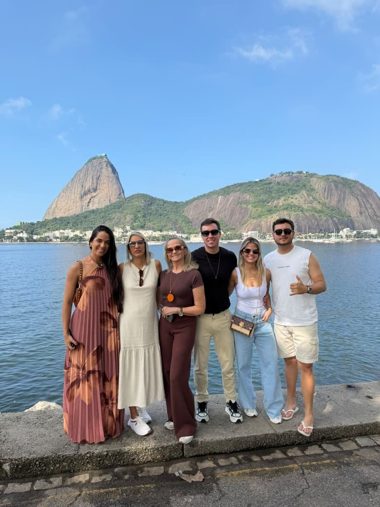 Registro de passeio com clientes do Marcos Táxi Doblô